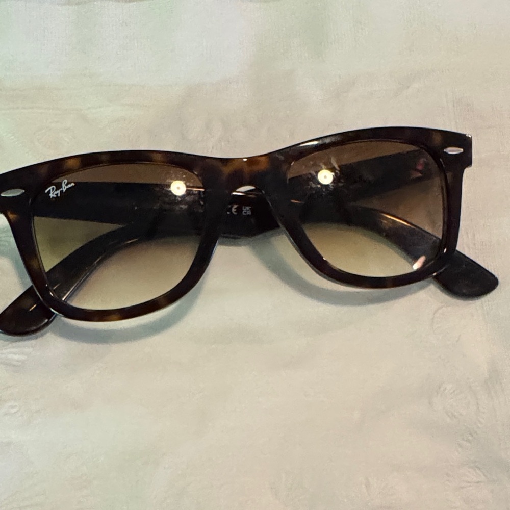 Ray-Ban Classic Brown Sunglasses
